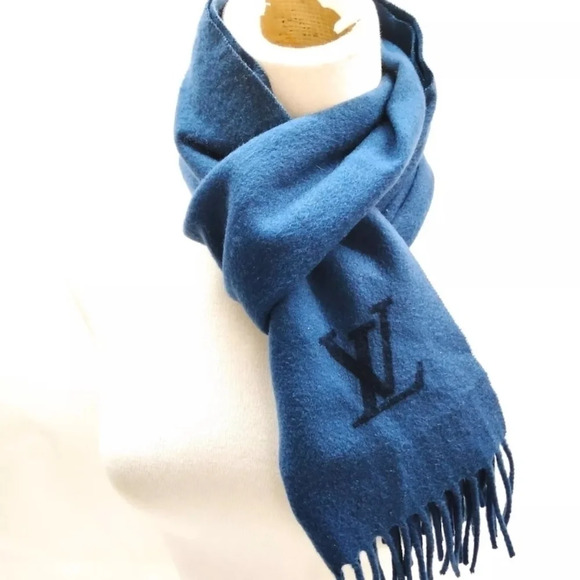 Louis Vuitton Blue Cashmere Scarf - Picture 7 of 9